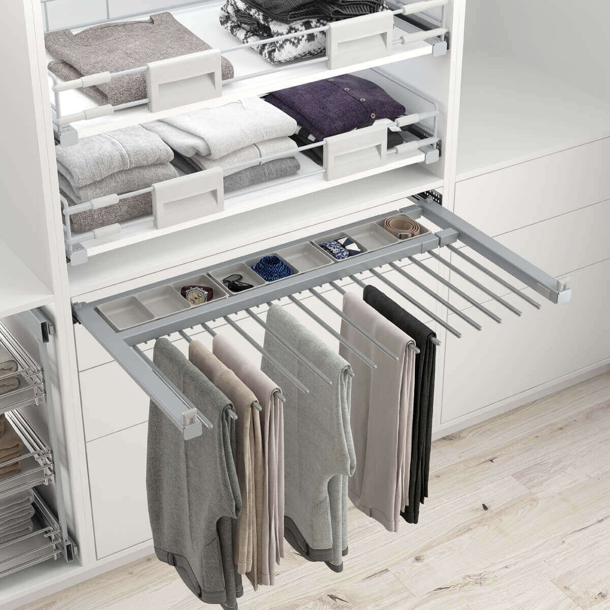 Pull-out trouser holder
