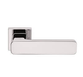 Betty Door Handle