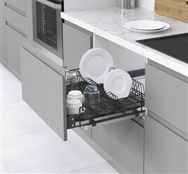 Undermount Shelf with Tray