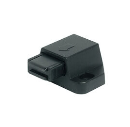 Magnetic pressure catch